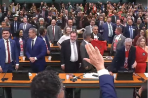 A classe trabalhadora conquistou  uma importante vitória! ✊🏽